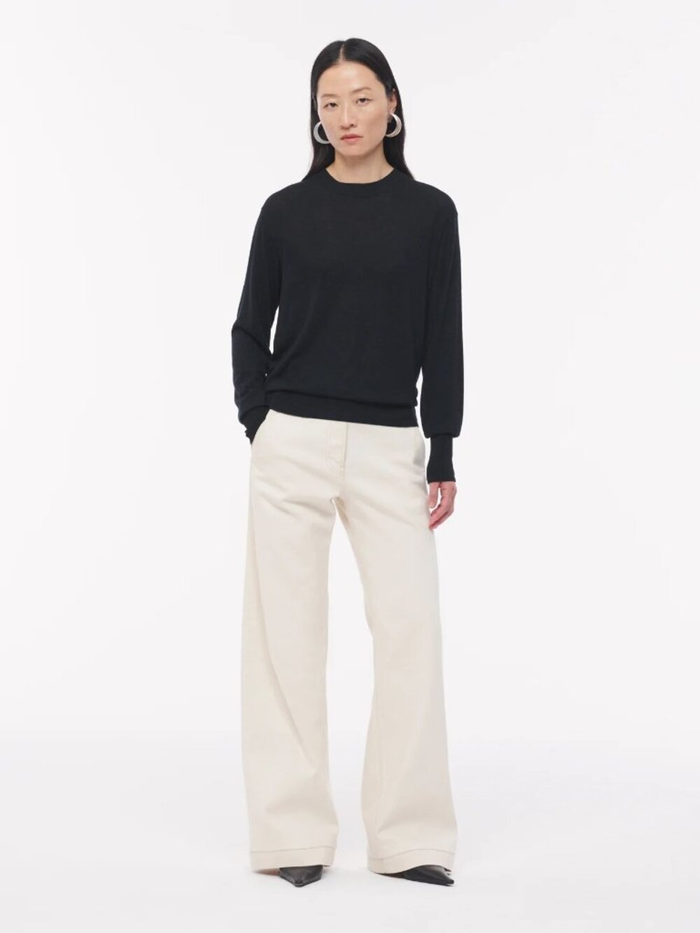 6397 Featherweight Crew in Black SZ S